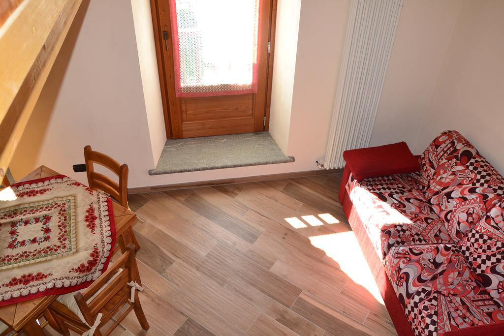 Lo Coppa Fen Apartamento Aosta Quarto foto